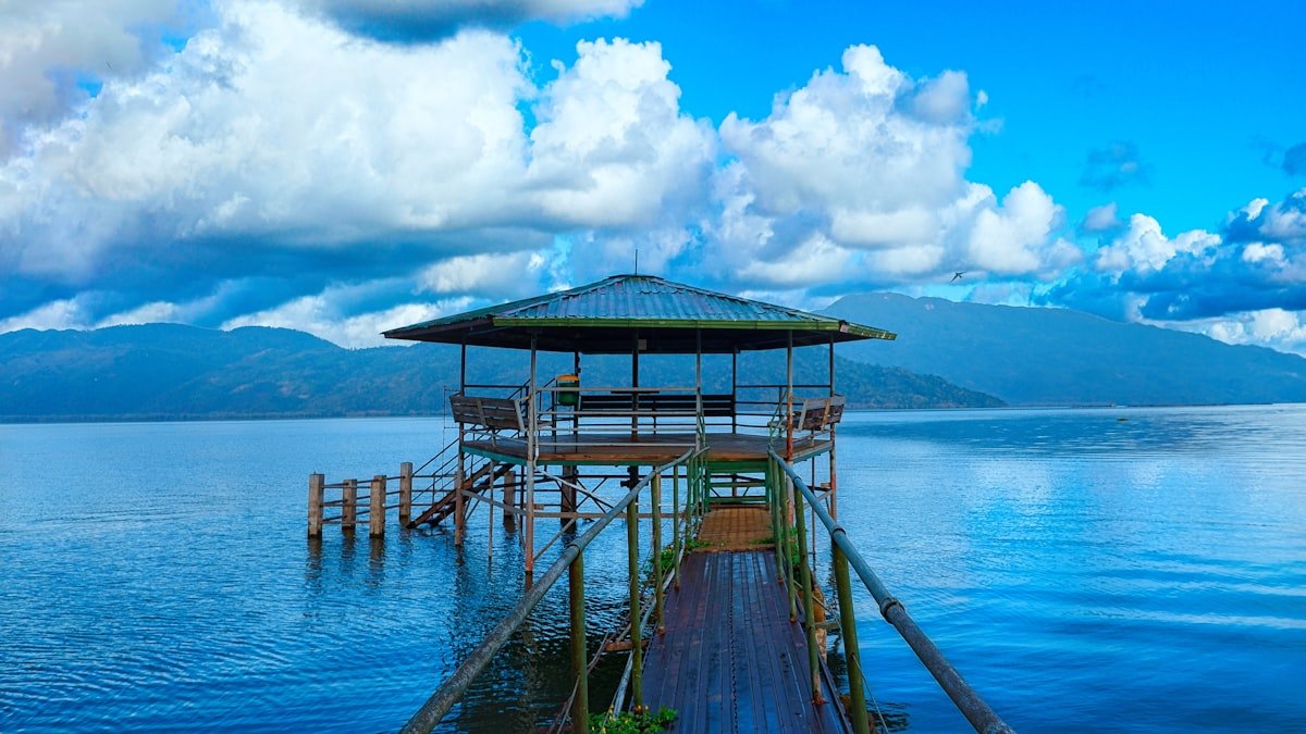 Lago de Yojoa – muelle sobre el lago